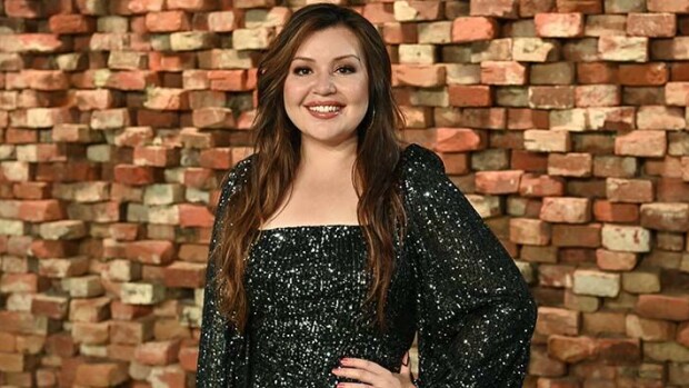 Diandra esitteli hemaisevan esiintymisasunsa - Linda Lampeniuskin villiintyi: 'Oi kuinka kaunis!' diandra flores