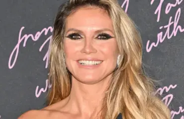 Heidi Klum kompuroi pois pippaloista – katso kuvat