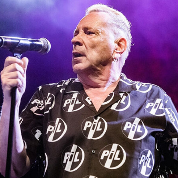 Johnny Rotteninakin tunnettu Sex Pistolsin laulaja John Lydon ei ole sarjasta mielissään. lydon