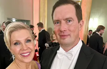 Vappu Pimiä yllätti Teemu-rakkaansa kanssa – salakuvat!