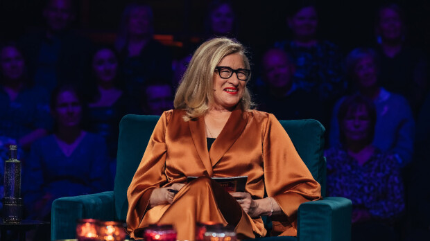 Elämäni biisi saa kritiikkiä katsojilta: 'Surkea!' Elämäni biisi: juontaja Katja Ståhl.