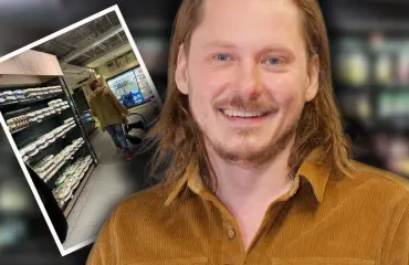Jättiyllätys! Pikkuveli paljasti Jonne Aaronin, 42, vauvauutisen