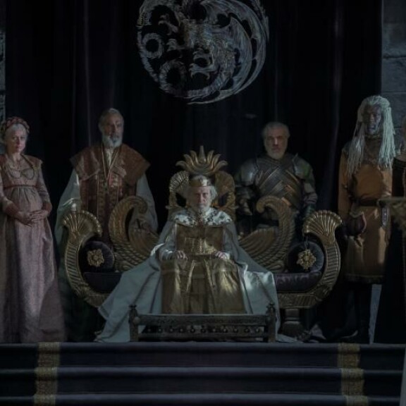 House of the Dragon: Targaryenien suvulle tuttu insesti heräilee melkoisena läiskäyksenä vasten kasvoja House of the Dragon