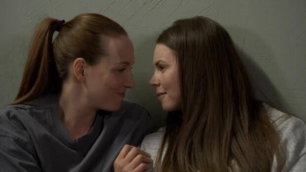 Salatut elämät -juonipaljastukset: Joanna panee kovat piippuun