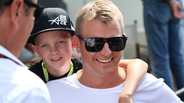 Uusi jäämies? Robin Räikkönen on Kimi-isänsä veroinen vauhtiraketti