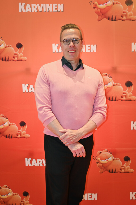 Jukkaa on kuultu niin Aku Ankan kuin Shrekistä tutun Aasin äänenä.