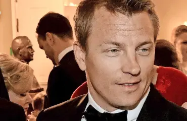 Kimi sai hellyttävän rakkauskortin – 46 vuotta tänään