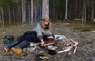 Alone Suomi -kilpailijalla pelottava tilanne: "En tunne jalkojani"