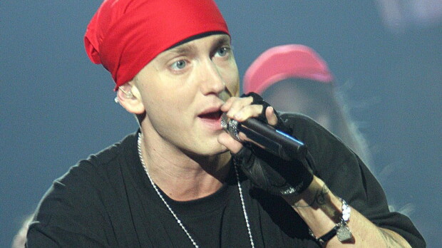 Jymyuutinen! Liki 20 vuotta sinkkuna ollut Eminem löysi yllättävän rakkauden