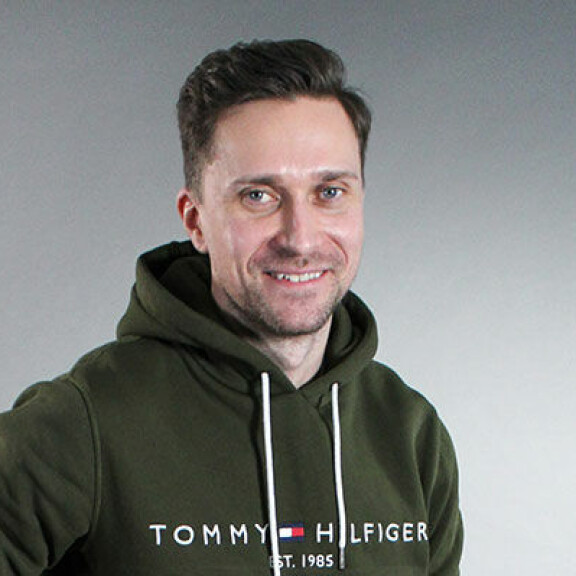 He ovat Ensitreffit alttarilla -ohjelman osallistujat! O