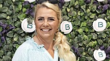 Uutuuskirja: Kaisa Liski päätyi asumaan vessattomaan mökkiin – aistiharhoja ja tuhoajatuksia