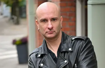 Herra Ylppö ohjasi synkän elokuvan erosta – haaveilee taas rakkaudesta