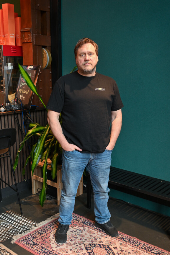 - Olen tehnyt joulukiertueita jo toistakymmentä vuotta, Samuli laskeskelee.