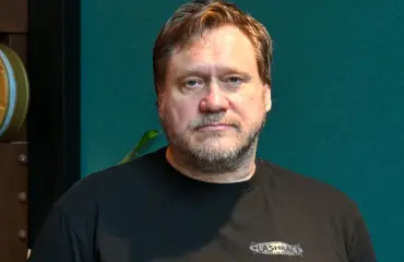 Samuli Edelmann kuvasi tv-sarjan Islannissa – yksi asia paremmin kuin Suomessa