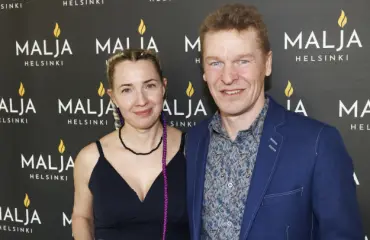 Toni Niemisen avovaimo: Tiistaina vannottiin rakkautta – toinen nainen yllätti täysin