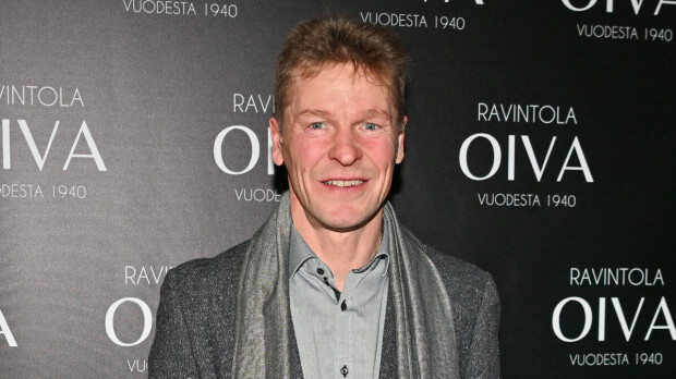 Toni Niemisen suhdekuviot hämmentävät – on Tinderissä