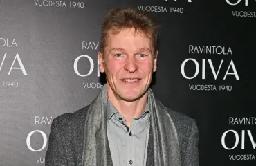 Toni Niemisen suhdekuviot hämmentävät – on Tinderissä