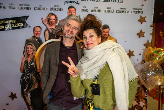 Satu ja Reidar näyttävät edelleen vastarakastuneilta.