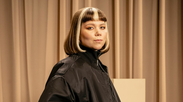 Salakuva! Vain elämää -tähti Vesta paheiden äärellä