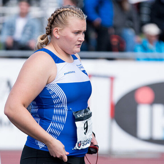 Sara Killinen lunasti EM-kisapaikan Kalevan kisoissa, Joensuussa 7. elokuuta, kun heitti moukarin SM-pronssia tuloksella 66,59. Sisäkuva