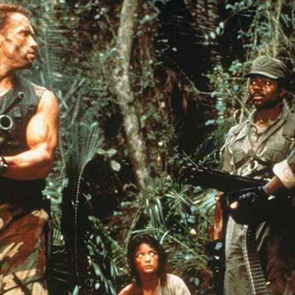 Uusi Predator-leffa Prey esittelee historiallisen toimintasankarin – nuori naistähti kuuluu Amerikan alkuperäisväestöön Predator – saalistaja