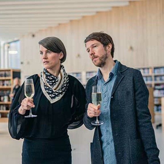 Psykotrilleri Sijainen tarjosi Maria Ylipäälle mieluisan mutta rankan pääroolin: 'Intensiivisimmät jaksot tulivat uniini' Maria Ylipää Olavi Uusivirta Sijainen