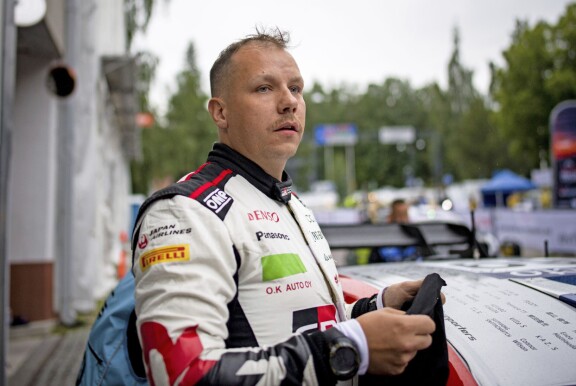 Jonne on Kallen lopettamisuutisen myötä uuden edessä.