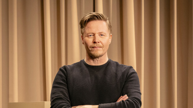 Mikki Kauste ulos Vain elämää -ohjelmasta! Mikki Kauste Vain elämää -kuvauksissa.