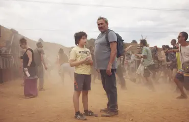 Espanjan Oscar-ehdokas Sirát tarjoilee teknoa ja shokkeja aavikolla