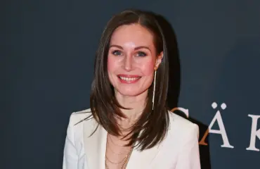 Sanna Marin upeissa kuvissa – kampaajarakkaalta paljonpuhuva kommentti