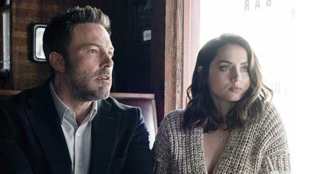 Elokuva-arvostelu: Syvä vesi on kieroutunut tarina murhista ja avoimesta uskottomuudesta Deep Water Ben Affleck Ana de Armas