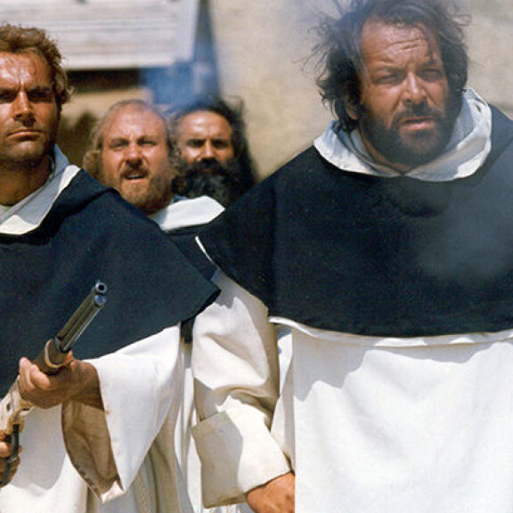 Terence Hill ja Bud Spencer elokuvassa Trinity ratsastaa jälleen. Trinity ratsastaa jälleen