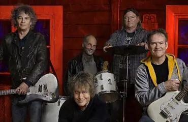 Seiska selvitti Eppu Normaalin rahatilanteen – jättikaupat suomalaismiljardöörin kanssa