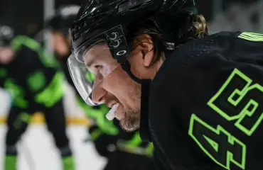 Jättiyllätys! Suomalainen NHL-miljonääri paljastaa: totaalinen lajinvaihto edessä