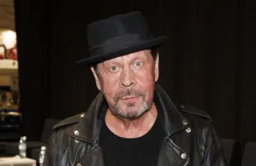 Pate Mustajärvi: yllätysilmoitus