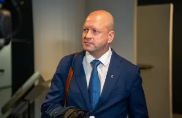 Timo Vornasen kohuoikeudenkäynti alkaa: "Tilanne ei ole miellyttävä"