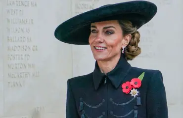 Prinsessa Catherinen hellä ele hurmaa – video!