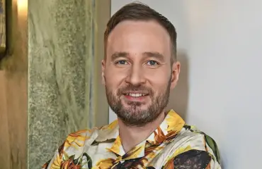 Juuso Mäkilähde julkaisi harvinaiset kuvat lastensa kanssa