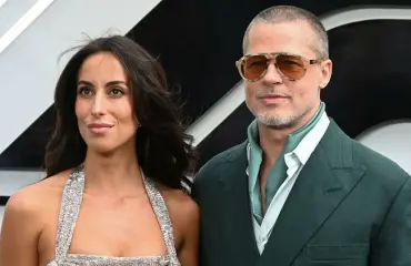 Brad Pittin ja nuoren kullan suhteessa käänne