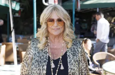 Vain elämää -artisti: Raju väite Marion Rungista