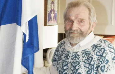 Sotaveteraani Hannes Tuovinen, 101, on yhä menevä mies: ”Kutsuja satelee jo ensi vuodelle!”
