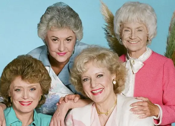 Tyttökullat-sarjan kulisseissa kuohui: Erikoisjärjestelyitä ja halveksuntaa