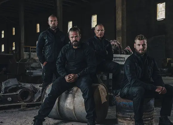 Erikoisjoukot: Elias Kaskinen on vetämässä kalsareita jalkaansa, kun pahin mahdollinen tapahtuu: ”Se on aikamoinen shokki”