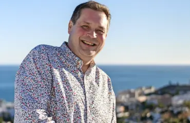 Jethro Rostedt: Iljettävä yllätys