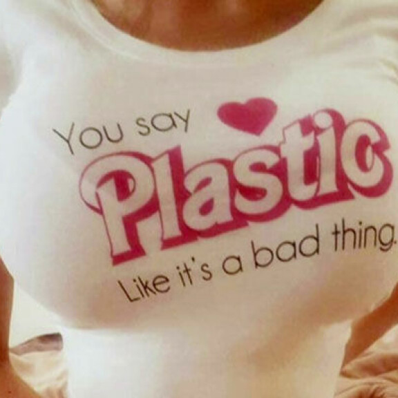 Tessa esiintyy Instagramissa nimellä tessa.texas. K