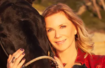 Kaunarit-tähti Katherine Kelly Lang, 64, sai ilouutisen