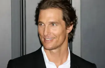 Matthew McConaughey: Erikoinen uni johti avioliittoon
