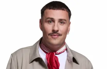 Ensitreffit alttarilla -asiantuntija jyrähtää: “Miehet ansaitsevat parempaa”