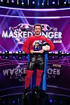 Masked Singer Suomi: Sebastian Rejman voitti suosikkiohjelman.