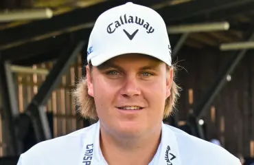 Tiesitkö? Huippugolfaaja Sami Välimäen Emilia-vaimo on entinen missi!